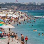 Deniz suyundaki sıcaklığı arttırın; Bakteriyel risk yaz aylarında arttı