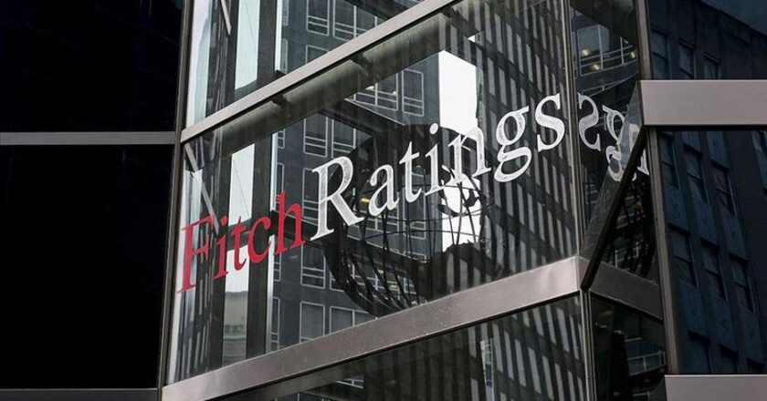 Fitch, Türk Bankalarının Kredi Notlarını Artırdı